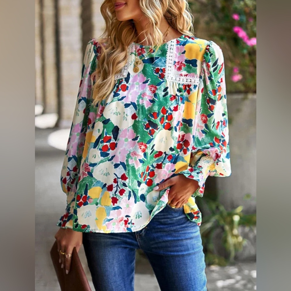 Entro Multicolor Floral Blouse with Lace Detail